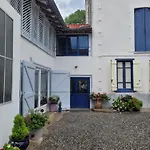 Holiday home Les Volets Bleus Pointis-Inard