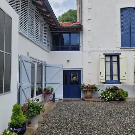 Casa vacanze Les Volets Bleus Pointis-Inard